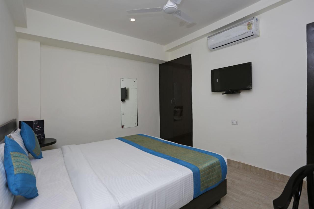 Hotel The Westend Green Νέο Δελχί Εξωτερικό φωτογραφία